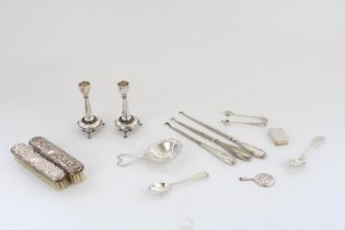 Selection of small silver items incl. continental 925 stamped candlesticks, silver tea strainer,