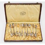 Set of 10 Swedish silver coffee spoons by Ragnar Ericson of Malmo c1937 in original box (two