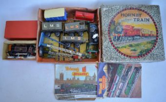 Collection of vintage Hornby Meccano tinplate O gauge railway models to include a boxed clockwork