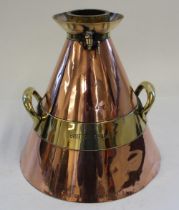 British Railways 1 Gallon copper and brass measures with double handles, measure at 62 degrees