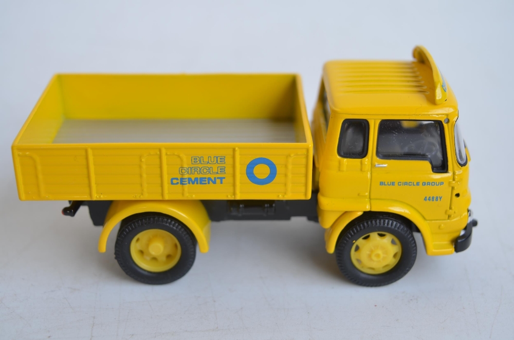 Five Corgi 1/50 scale diecast truck models to include limited edition CC12501 W&J Riding Ltd - Image 11 of 13