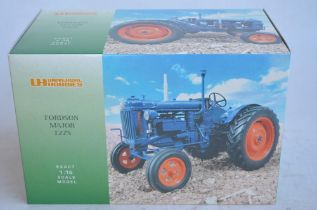 Universal Hobbies highly detailed diecast metal and plastic 1/16 scale Fordson Major E27N tractor