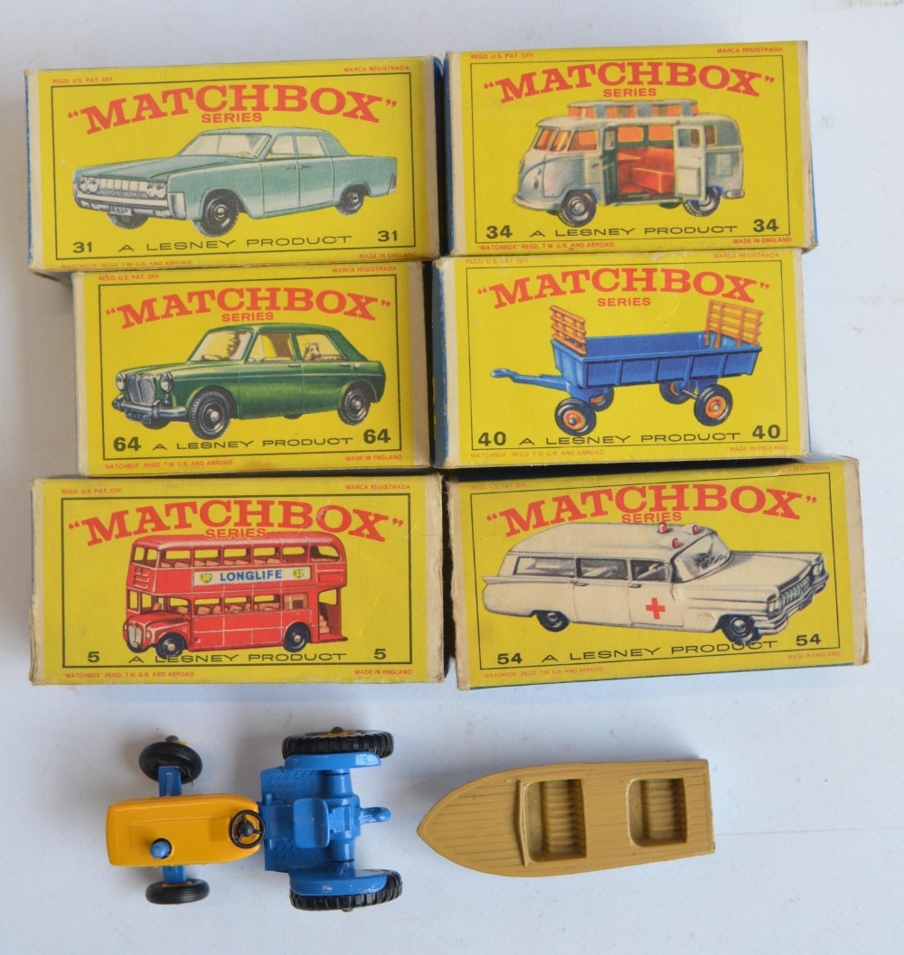 Collection of vintage boxed Matchbox diecast model vehicles to include No5 London Bus, No31