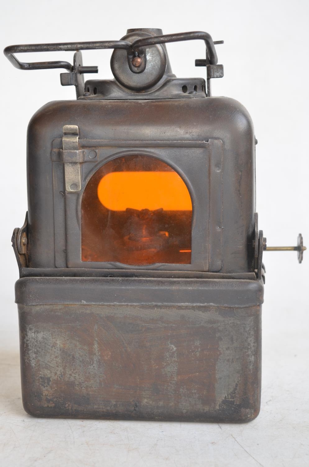 Vintage British Railways Lamp Manufacturing & Railway Supplies Ltd Adlake oil burning warning lamp - Image 2 of 6