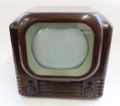 c1950 Bush Type TV22 Television Receiver in brown bakelite case