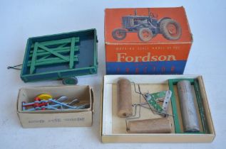 Vintage boxed 1/16 scale Chad Valley diecast clockwork Fordson Major tractor model in full working