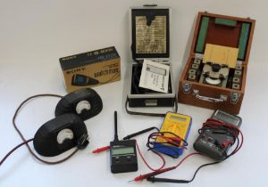 Selection of misc. testing eqpt, dials and gauges incl. Amprobe testing recorder, Marconi