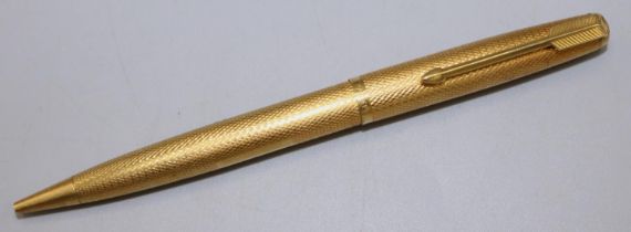 Hallmarked 18ct gold Parker 61 Presidential propelling pencil, the case with engine turned