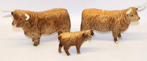 Beswick Highland Cattle group, bull, cow and calf (bull and cow horns A/F) (3)