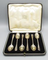 Cased set of six Geo.V silver rat tail teaspoons, Josiah Williams & Co, London 1935, 2.25ozt