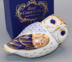 Royal Crown Derby paperweight: Owl, gold stopper, with box