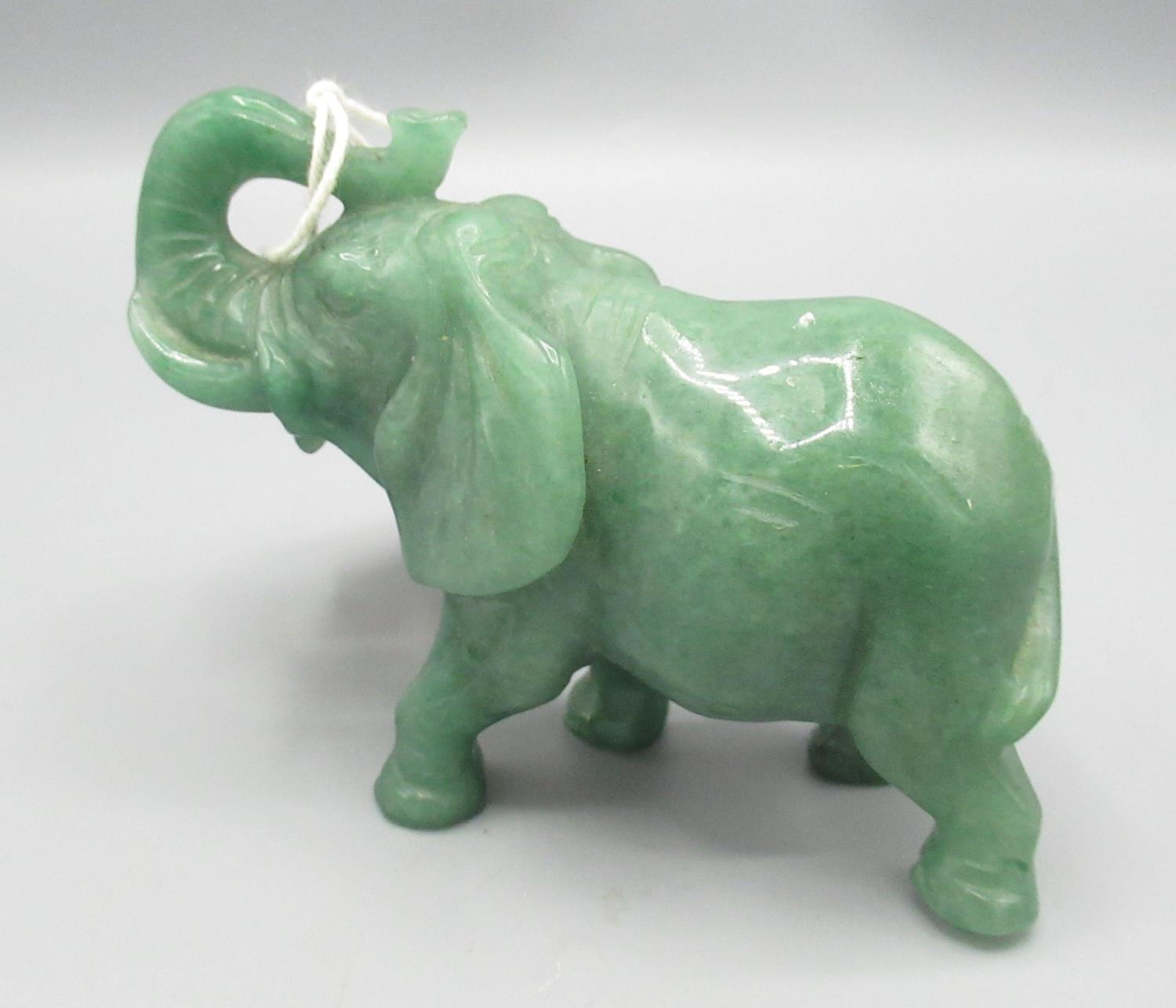 C20th carved green hardstone elephant H7.5cm