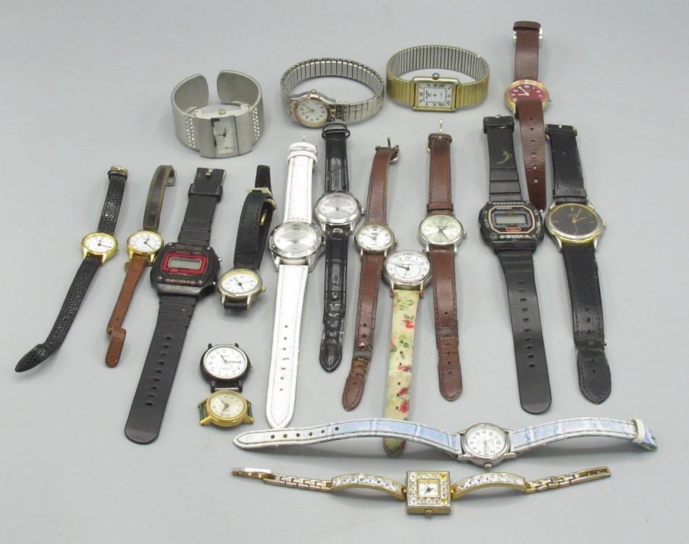 Two LCD quartz wristwatches, other quartz wristwatches, Ravel, Pierre Jaquard, Reflex, Citron,