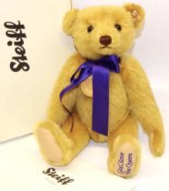 Steiff teddy bear: 'God Save The Queen' 663345, golden mohair musical teddy bear with medallion