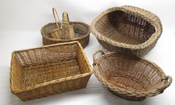 Collection of 5 wicker baskets, various sizes