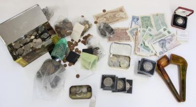Collection of world and GB coinage incl. a small selection of mixed banknotes, small selection of