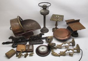 Baker & Walsh Ltd., Hounslow - C20th G.P.O. japanned postage scales, pair of cast brass wall