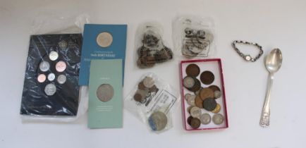 Small collection of commemorative coins, mixed GB coinage, Emblems of Britain BUNC pack together