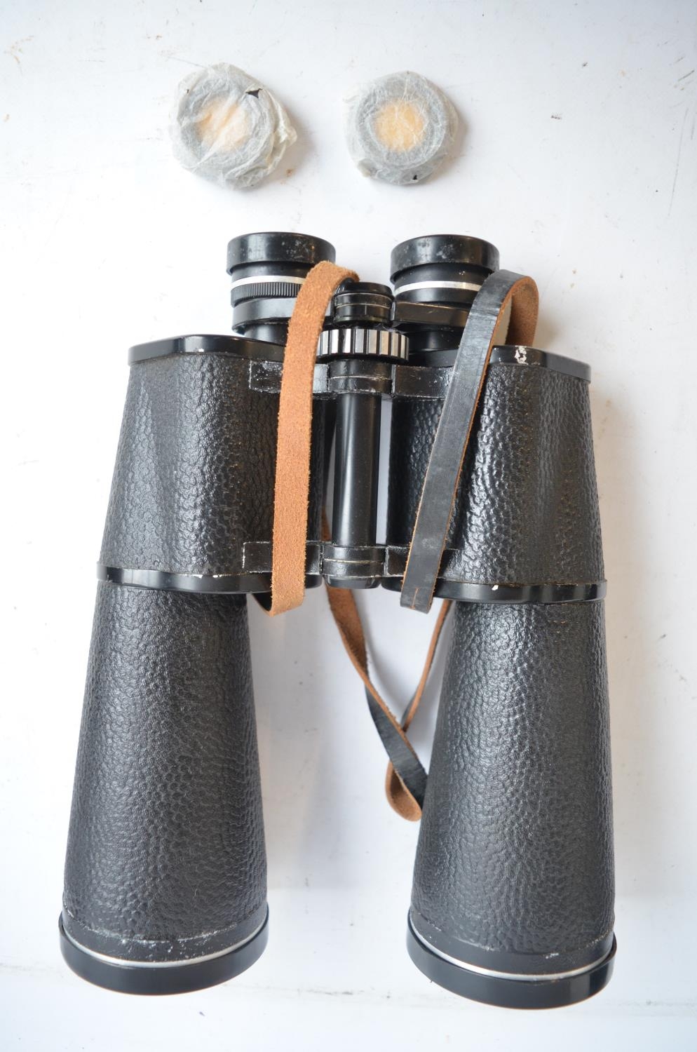A pair of Bresser Saturn 20x60 binoculars with case and original shipping box and a pair of Chinon - Image 2 of 4