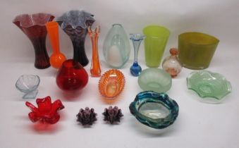 Collection of C20th glass vases, bowls, dishes, etc. (18 in 2 boxes)