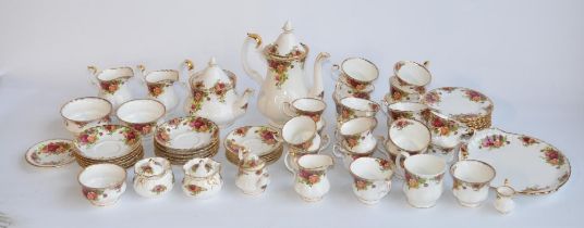 Royal Albert Old Country Roses tea and coffee ware incl. various dishes and side plates, approx 65