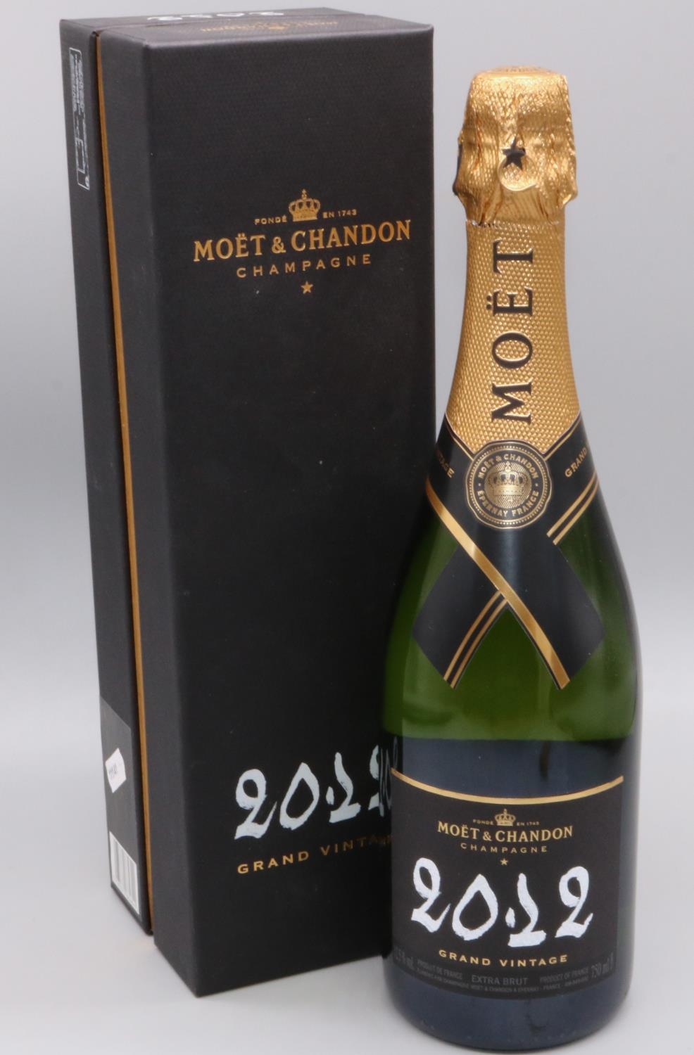 Moet & Chandon Grand Vintage Extra Brut Champagne, 750ml 12.5%vol, in presentation box, 1btl