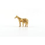 A 9ct gold horse & foal brooch, approximately 32mm long, approximately 14.6 grams.
