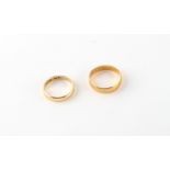 Property of a deceased estate - a 22ct yellow gold wedding band, approximately 3.2 grams, size Q;