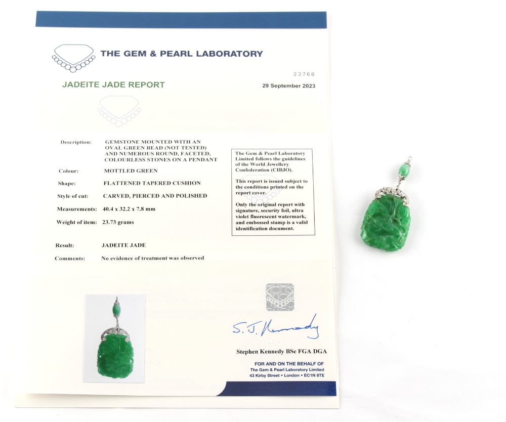 Property of a lady - a good early 20th century certificated untreated jadeite jade pendant, of - Image 4 of 4