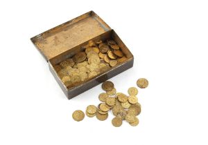 Property of a lady - a large quantity of International Series Games brass 'Spade Guinea' gaming