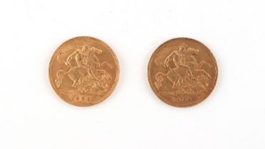 Property of a gentleman - gold coins - two Edward VII gold half sovereigns, 1908 and 1909, both