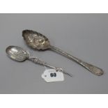 A Hallmarked Silver Anointing Style Spoon, Cornelius Saunders & Frank Shepherd, London 1901, 17.
