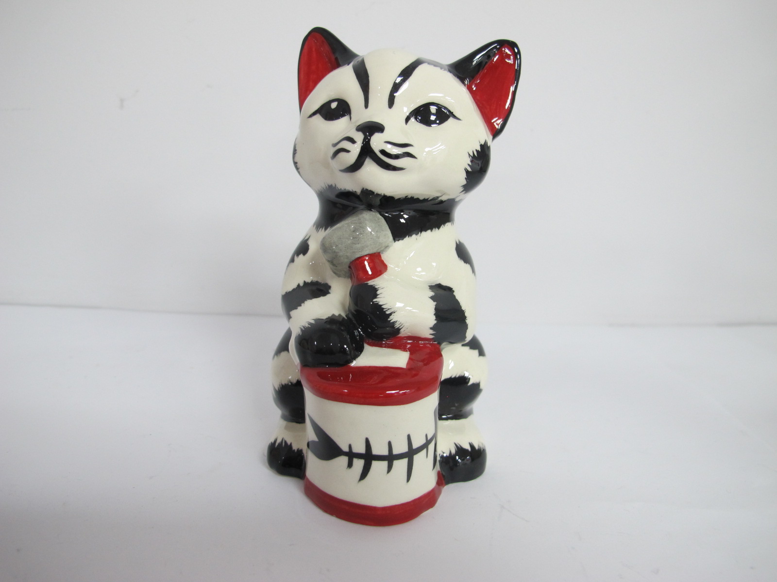 Lorna Bailey - Tucker the Cat, 12.5cm high.