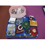 Assorted Costume Jewellery, including bead necklaces, imitation pearls, ladies wristwatches, trinket