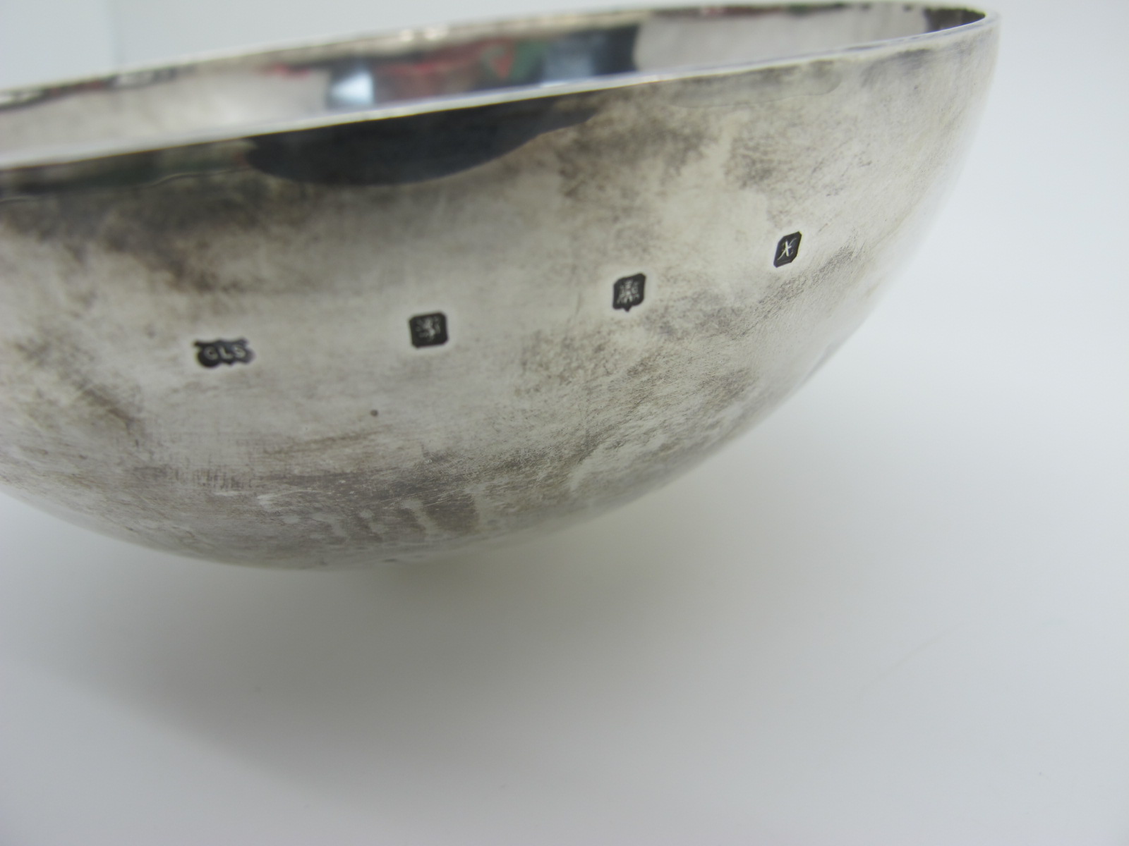 Graham Leishman Stewart; A Modern Scottish Hallmarked Silver 'Deep Peace' Bowl, Edinburgh 1997, of - Image 4 of 7