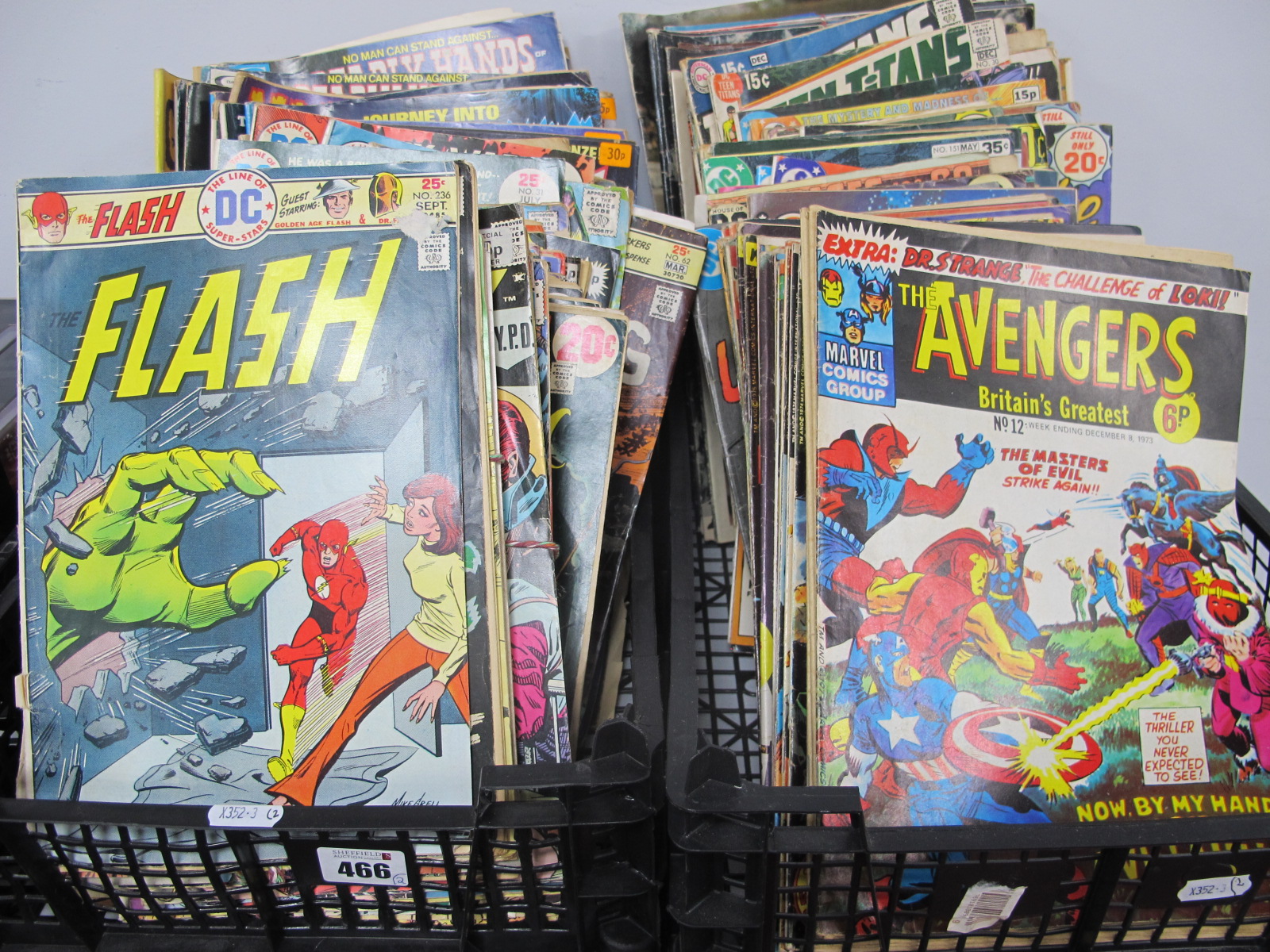 Marvel, DC and Independant Comics, to include The Flash #236, UK The Avengers #12, Planet of The