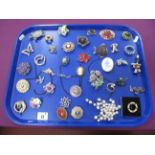 A Collection of Assorted Costume Brooches, including oval shell carved cameo brooch, ceramic