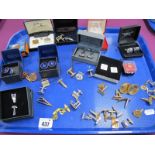Modern Cufflinks, including novelty textured, engine turned, etc:- One Tray.