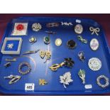 A Collection of Modern Brooches, including imitation pearl, Cameo style, floral, etc:- One Tray.