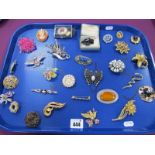 A Selection of Modern Brooches, including Cameo style, floral sprays, gilt coloured, etc:- One