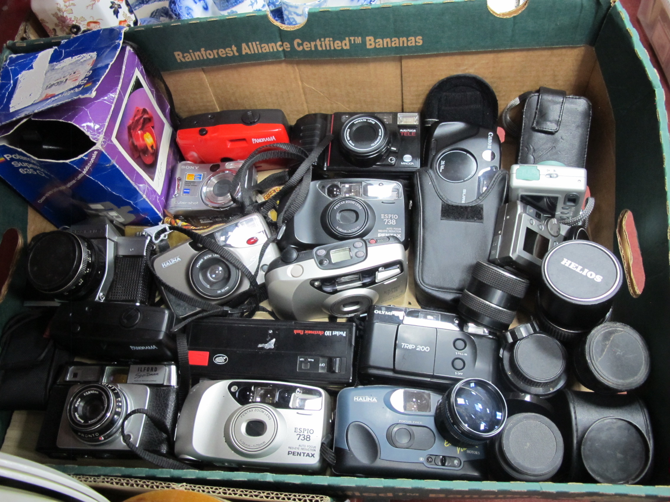 Cameras - including Pentax, Olympus, Ilford, Sony, Canon etc; plus a small quantity of lenses:_