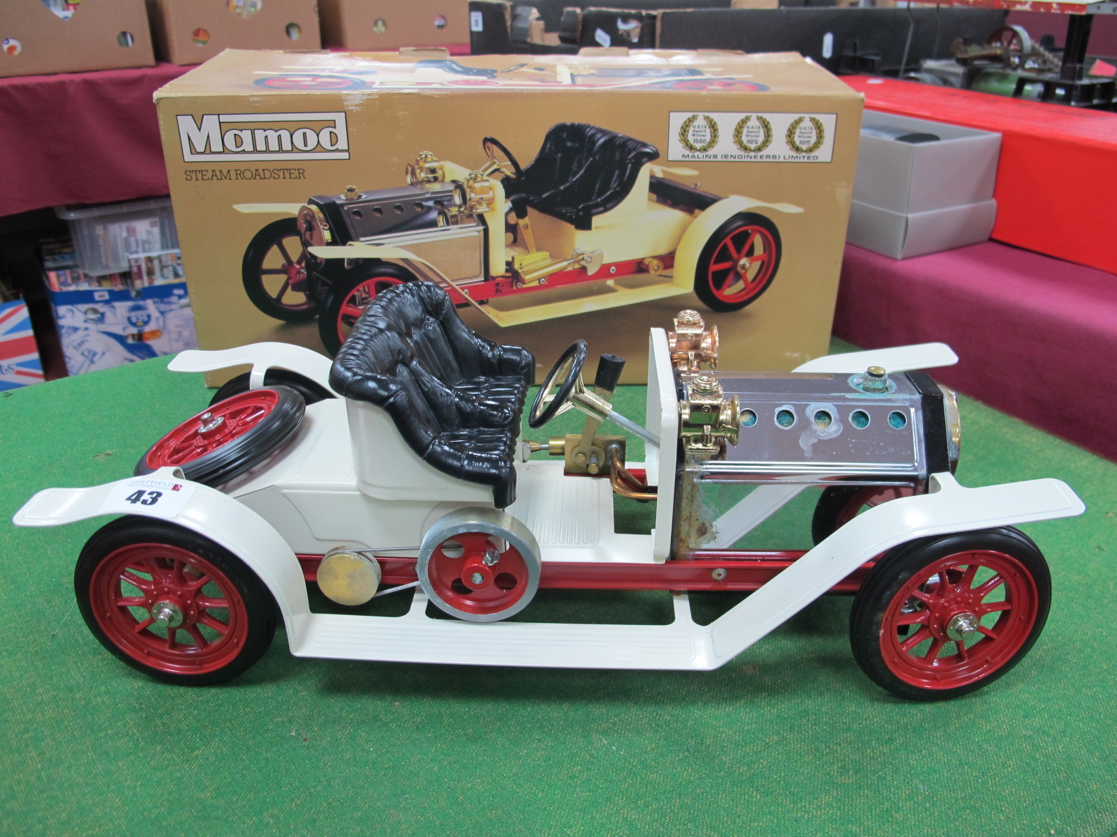 Coffre Rouge Accessoire Pour Mamod Roadster SA1 - échelle Et Détails Authentiques - Modélisme Vapeur