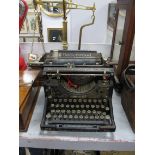 Underwood Standard Typewriter No 5, approx 38cm wide. [867131]