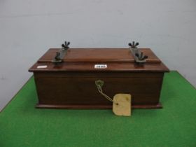 An Edwardian Era Gentleman's Mahogany Tie Press and Collar Box, 36cm wide, including some collars