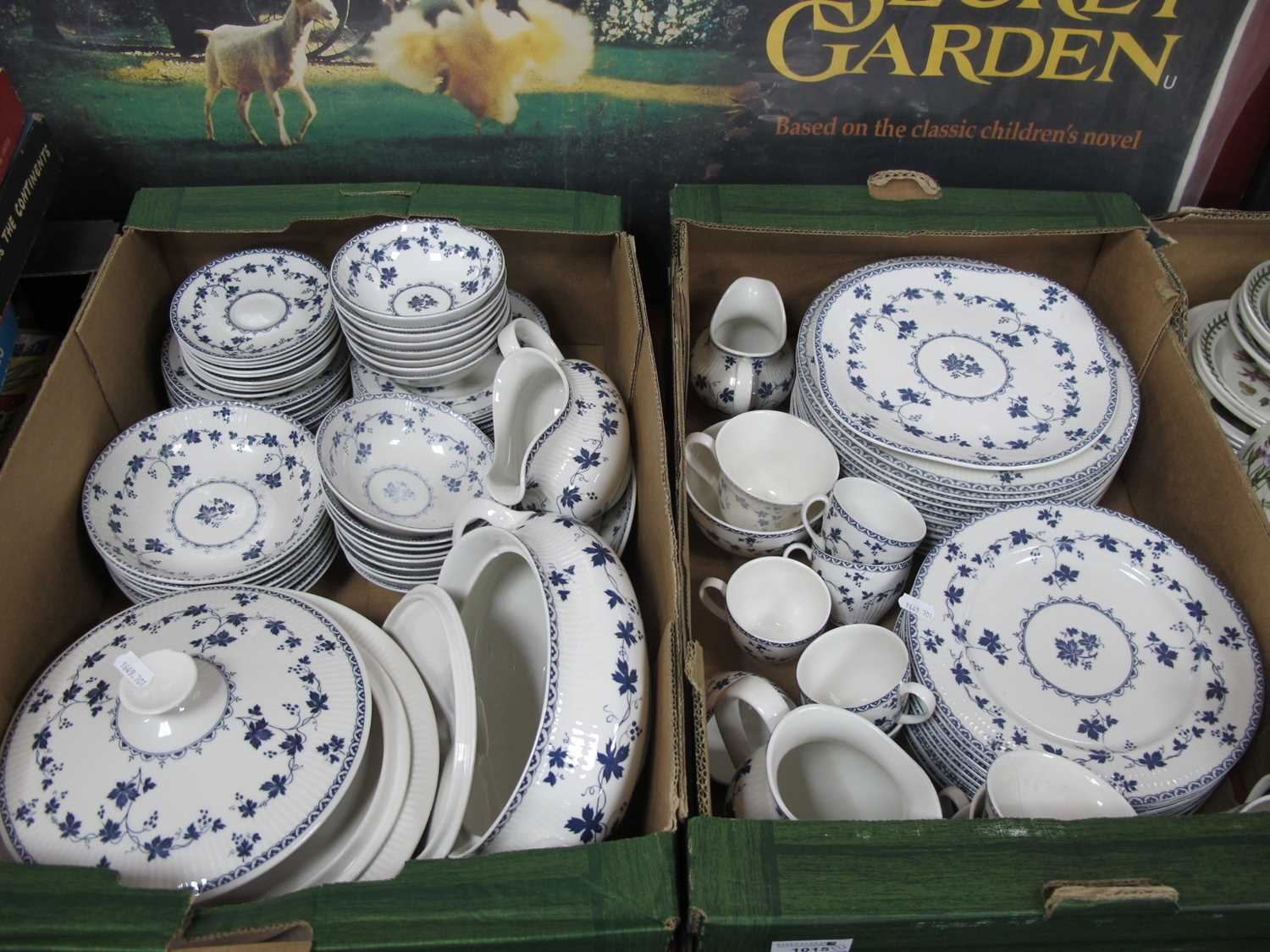 Royal Doulton 'Yorktown' table china of approx. 100 pieces.