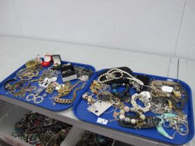 A Mixed Lot of Assorted Costume Jewellery, including chunky Milor Bronze curb link necklace, cross