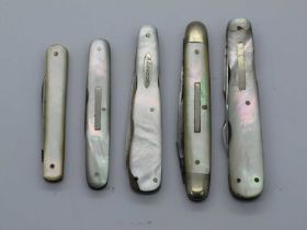 McPherson Brothers, Glasgow, two blades, mother of pearl scales, 7cm, un-named four blades, nail