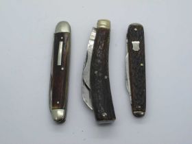 S. Dearden, Sheffield, stag scales, two blades, brass bolster, 9cm, Cowlishaw, Sheffield, stag