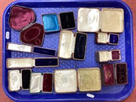 A Selection of Assorted Antique and Vintage Jewellery Boxes :- One Tray [2082487]