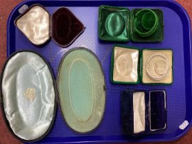 A Selection of Assorted Antique and Vintage Jewellery Boxes :- One Tray [2082502]